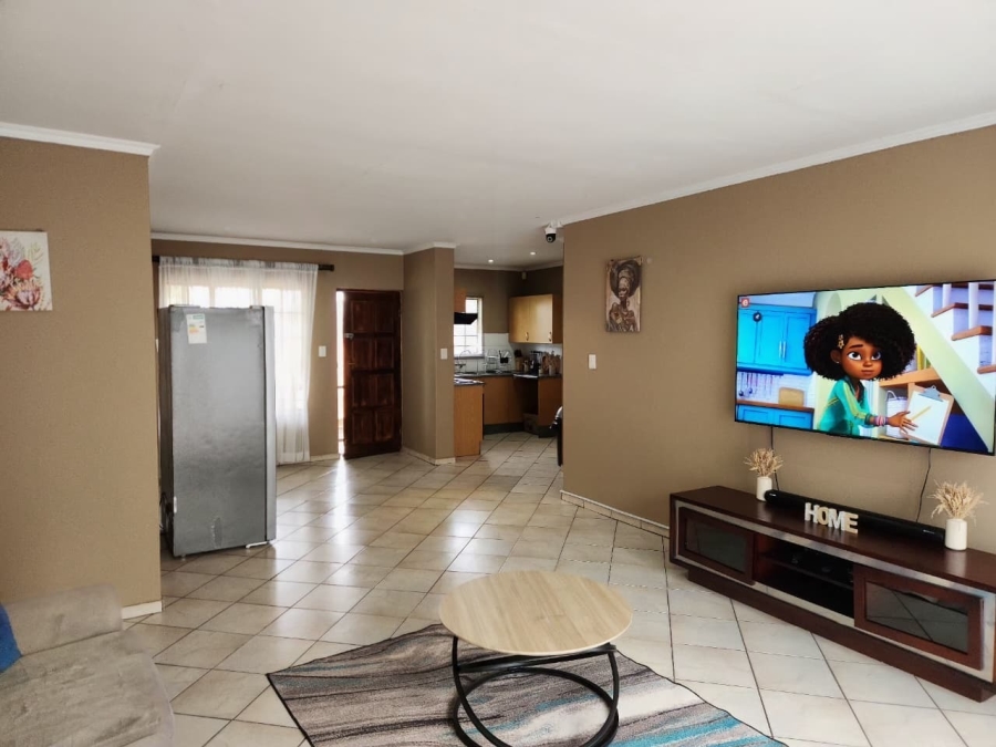 3 Bedroom Property for Sale in Azalea Park North West